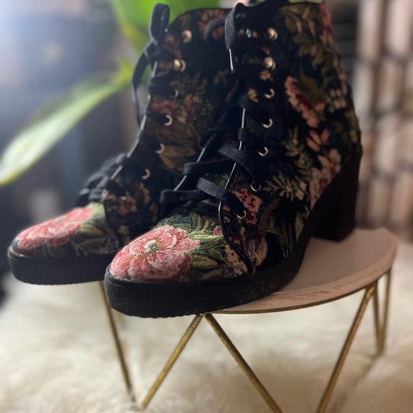 Steve Madden Floral Booties - Picture 8 of 8